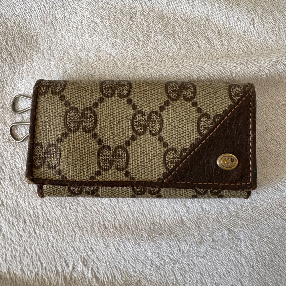Gucci Brown Leather Key Holder